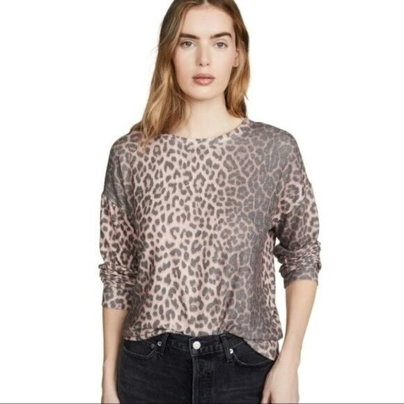 Sundry Tops - Sundry Crewneck Pink Leopard Print Long Sleeve Medium